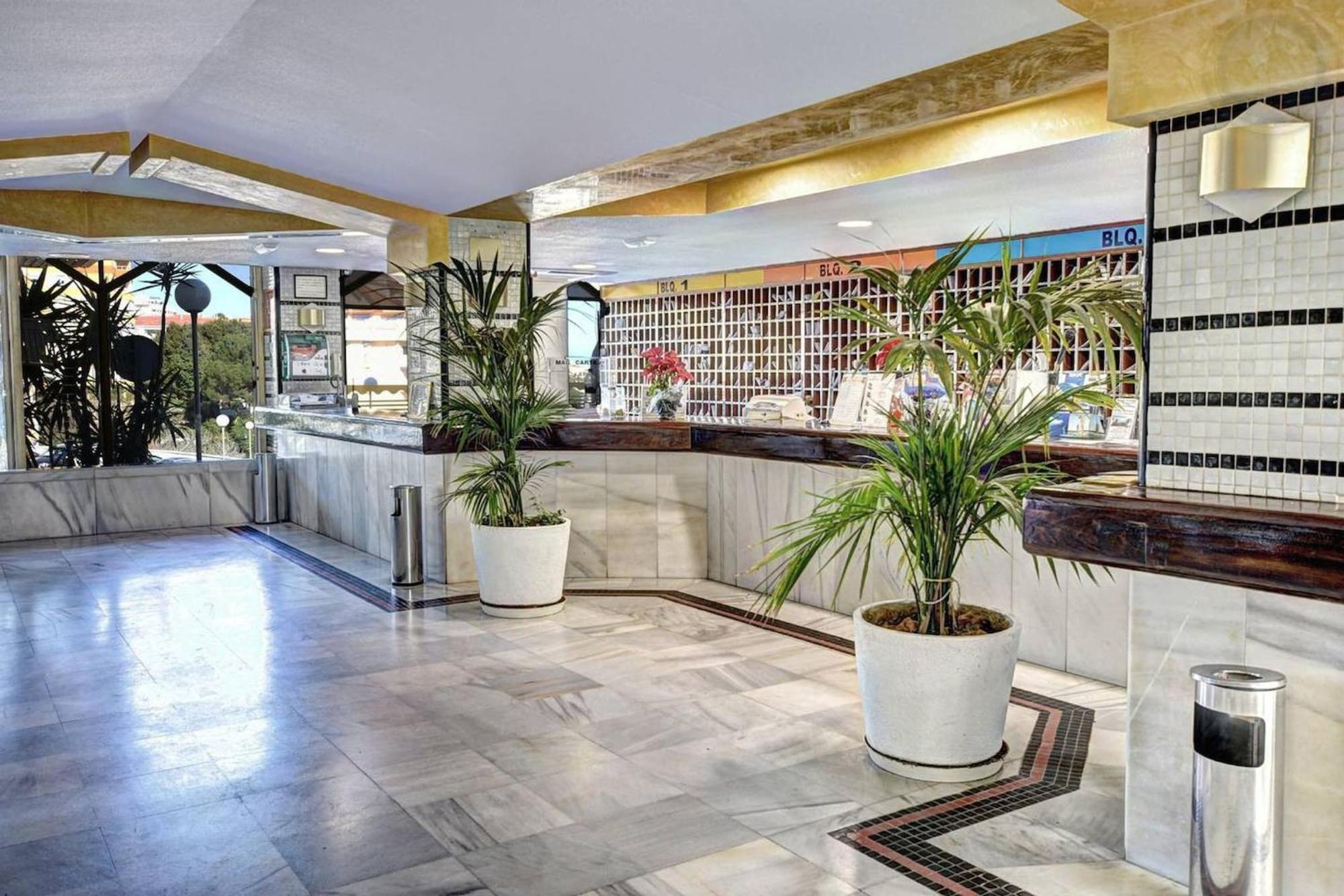 Frontal Sea View Apartment Benalbeach Benalmadena Bagian luar foto