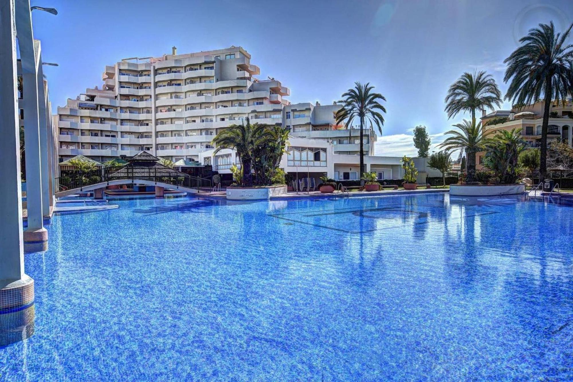 Frontal Sea View Apartment Benalbeach Benalmadena Bagian luar foto