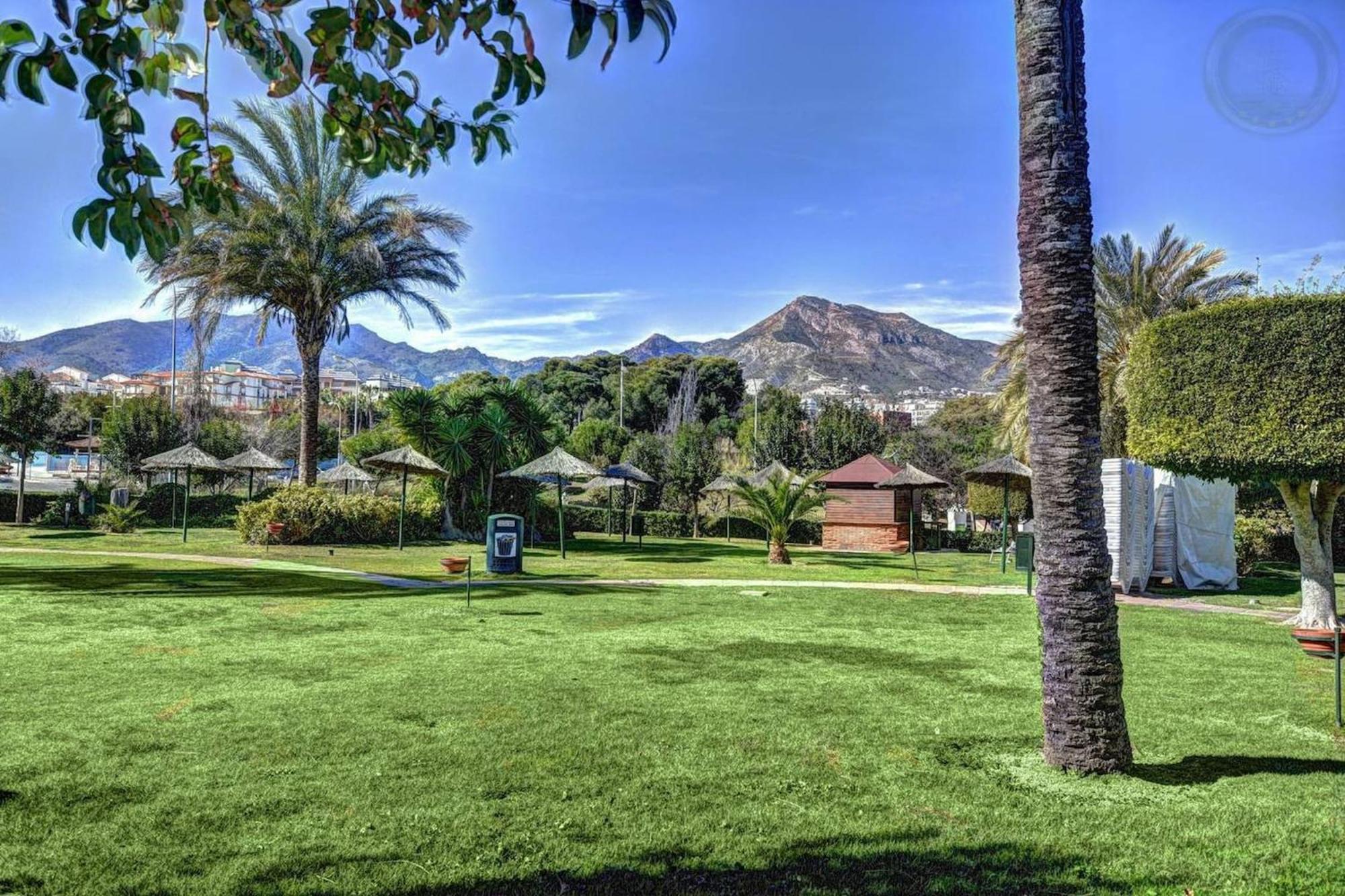 Frontal Sea View Apartment Benalbeach Benalmadena Bagian luar foto