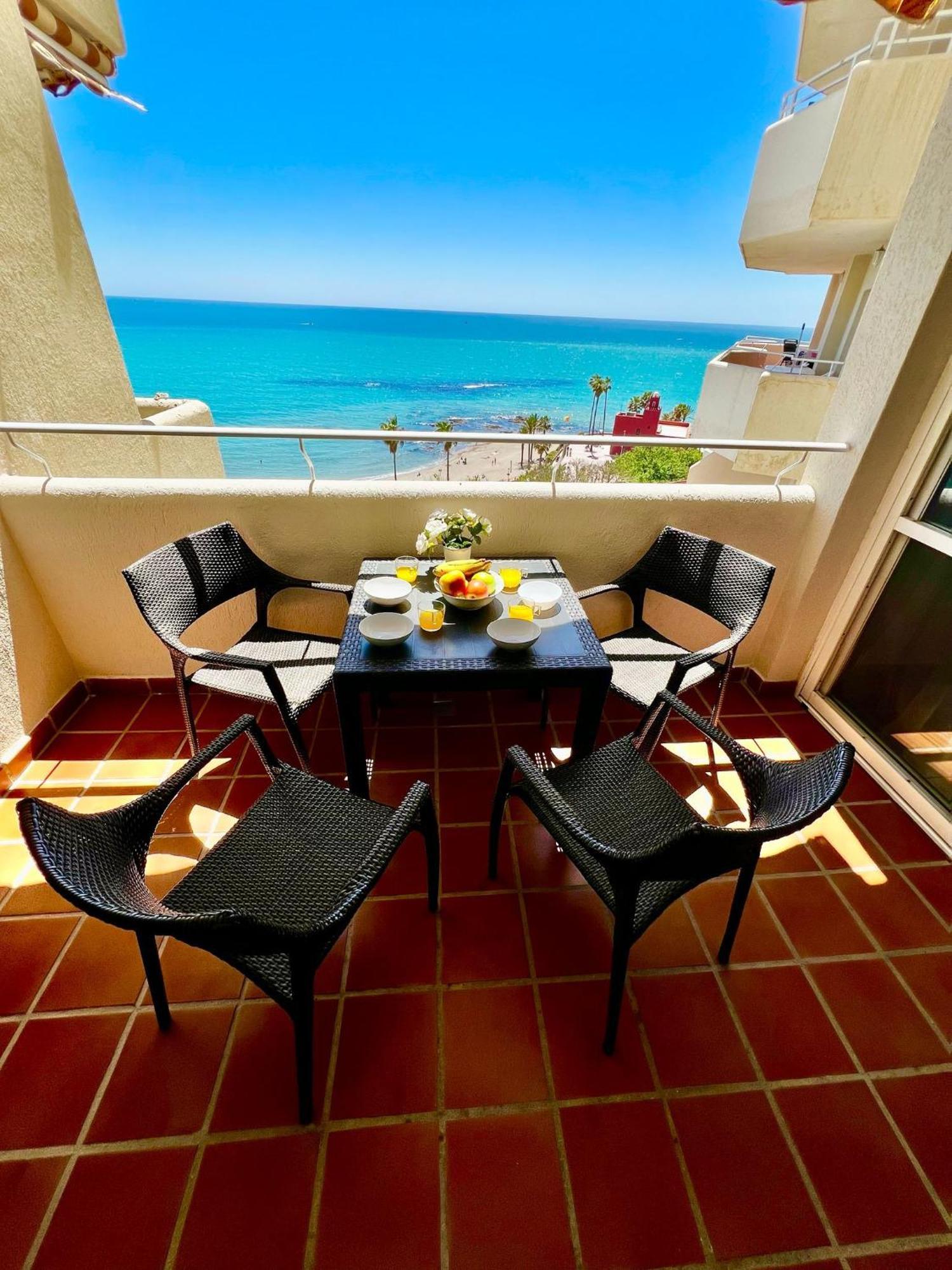 Frontal Sea View Apartment Benalbeach Benalmadena Bagian luar foto