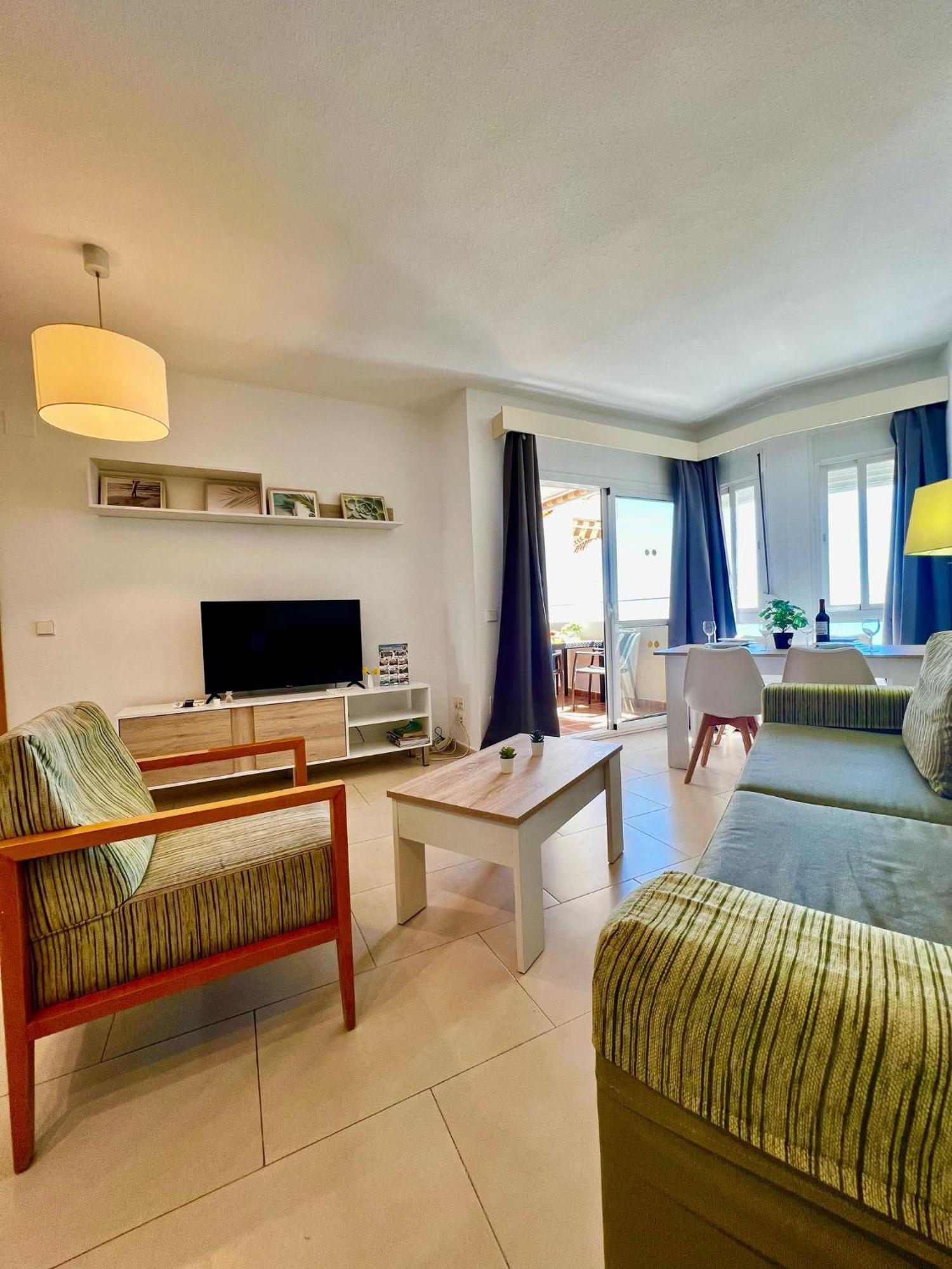 Frontal Sea View Apartment Benalbeach Benalmadena Bagian luar foto