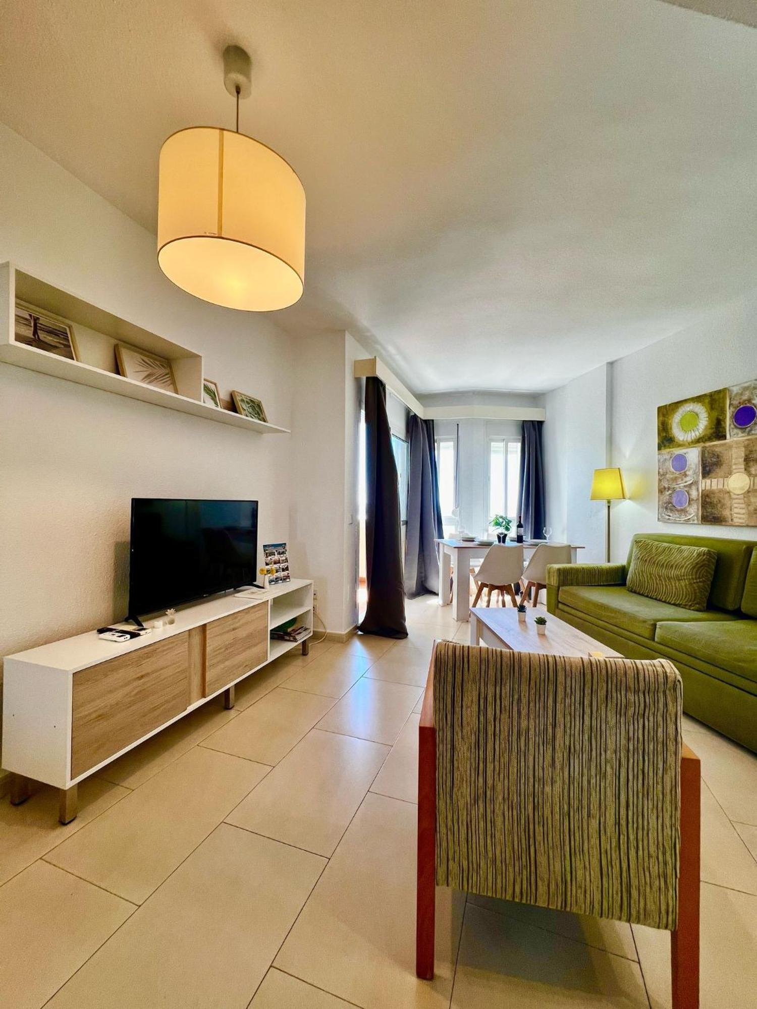 Frontal Sea View Apartment Benalbeach Benalmadena Bagian luar foto
